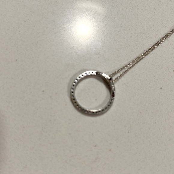 Roberto Coin white gold and diamond circle necklace - Picture 6 of 9